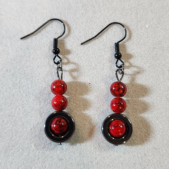 Gorgeous red agate and hematite ear rings - Picture 1 of 2